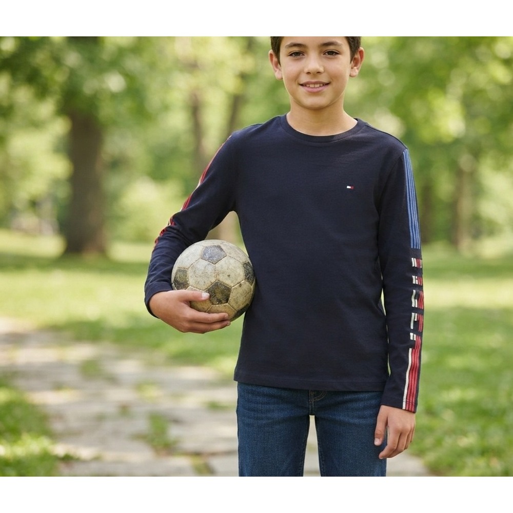 Tommy Hilfiger Boys Navy Blue Long Sleeve Graphic T-Shirt Size M 12/14 TBFCA34F